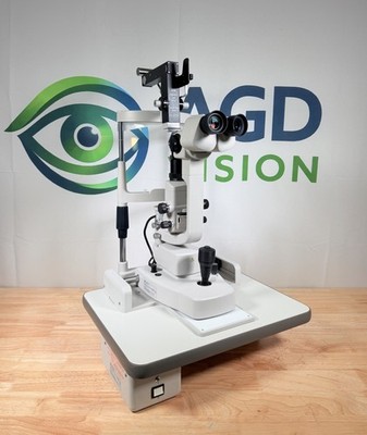 Topcon SL-D2 Slit Lamp w/ Haag Streit Tonometer