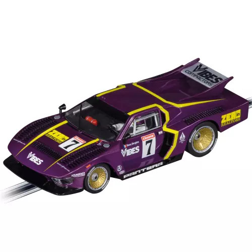 De Tomaso Pantera Carrera Evolution 27720 pour des courses de slot en famille