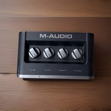 M-Audio Mobile Pre USB Preamp and Audio Inter...