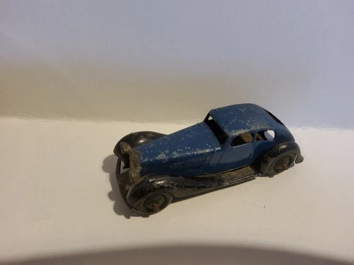 VINTAGE DINKY TOYS ROVER COUPE IN BLUE AND BLACK.  (1)