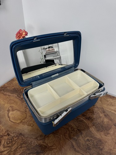 Achetez un Vanity pour vos Voyages | Luxembourg