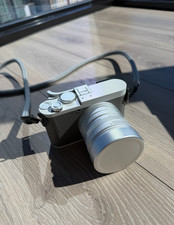 Leica Q2 (Ghost Edition) Digital Camera Great Working Condition!