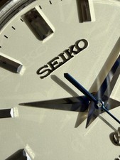 Grand Seiko SBGW005 - B&P, Cream Dial, Blued Second Hand, Beads of Rice Bracelet 3