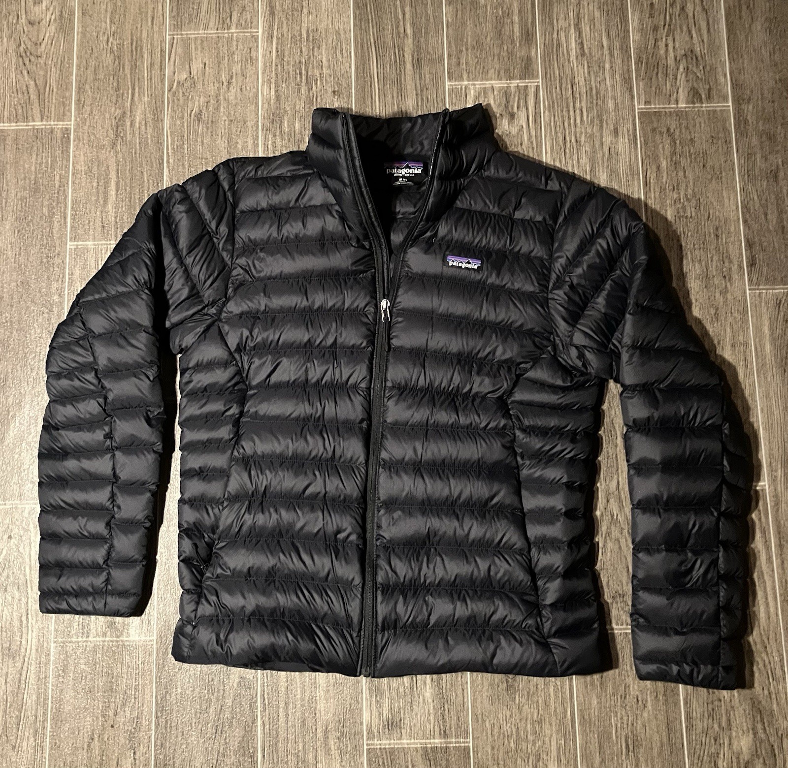 Patagonia Down Sweater Jacket Mens Medium Black 90% Goose Down Puffer Full Zip thumbnail 2