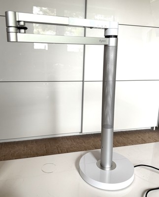 Neuwertig: Dyson Lightcycle Morph Desk In Weiß mit OVP