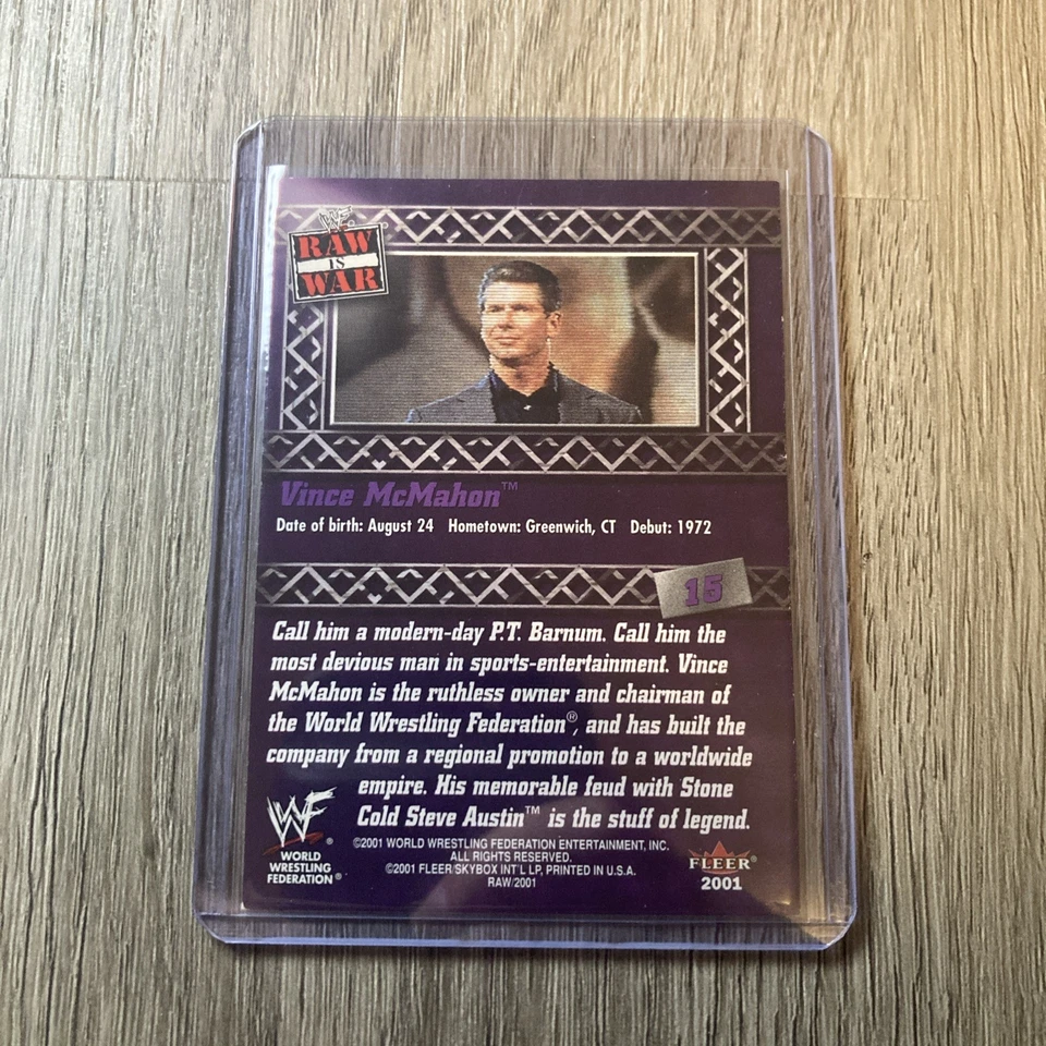 2001 Fleer WWF Raw Is War #15 Vince McMahon - Image 2 of 2
