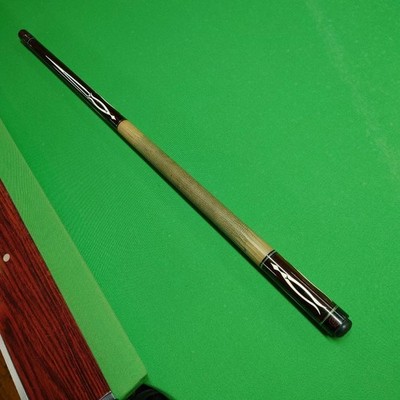 vintage Leonard Bludworth custom Cue Skyd w/Predator 314-2 shaft