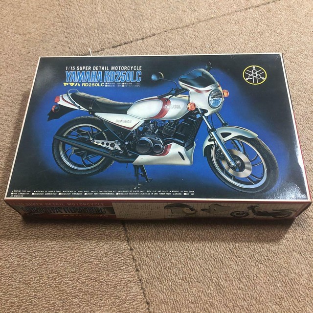 Fujimi YAMAHA RD250LC 1/15 SUPER DETAIL MOTORCYCLE Model Kit Vintage