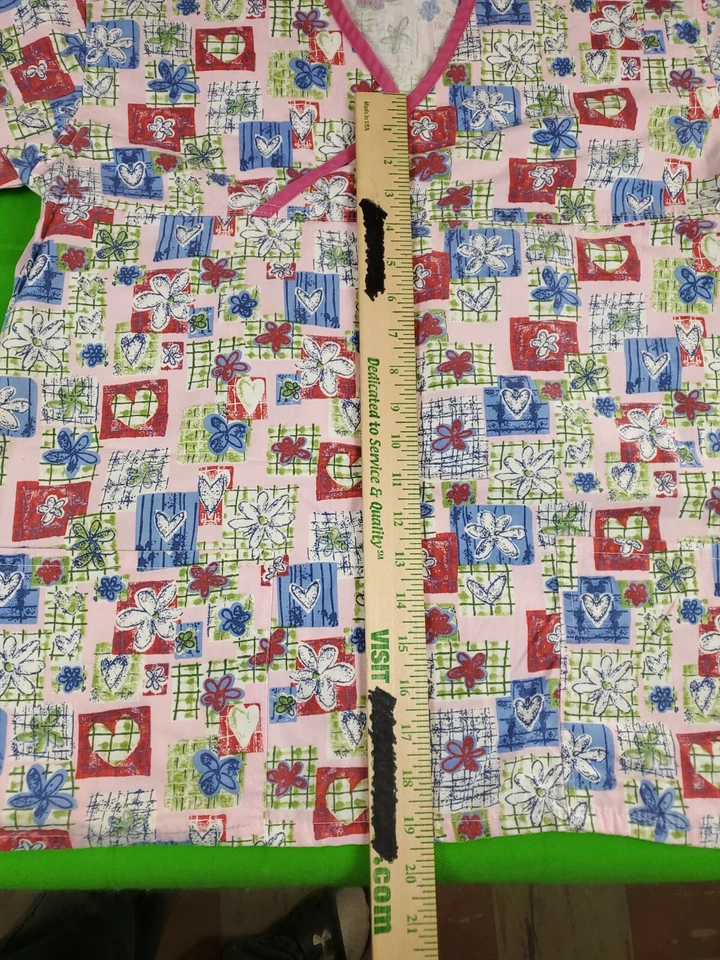 Beverly Hills Uniformes Rosa Corazones Estampado Floral Mujer Top Exfoliante Talla S Foto 3 de 4