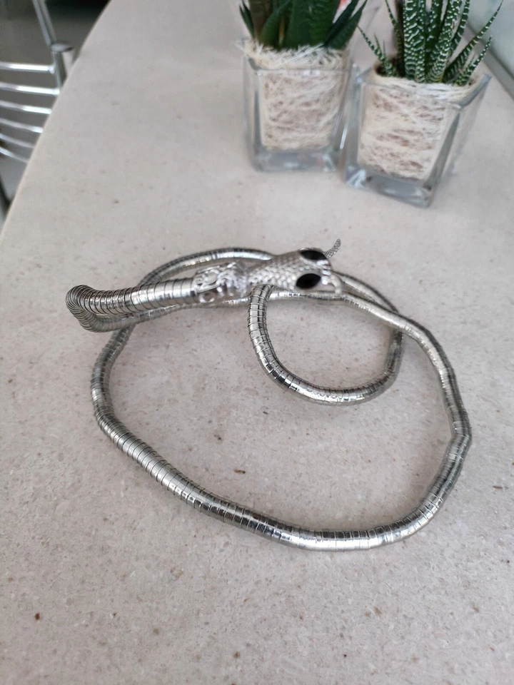 Collana Rigida, Color Argento, Artigianale - Immagine 2 di 4