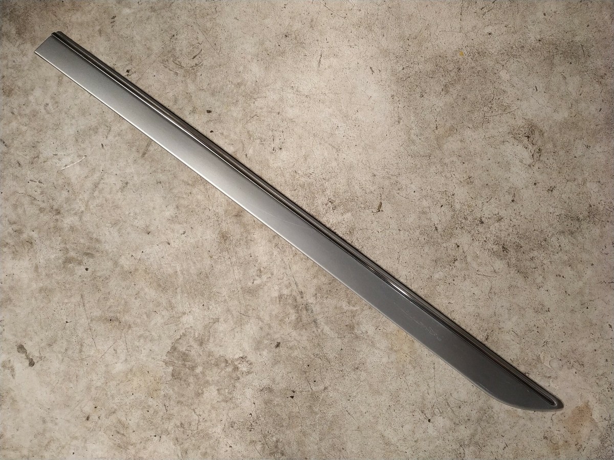 06-09 MERCEDES W251 R350 R500 REAR LEFT DOOR MOLDING TRIM PANEL