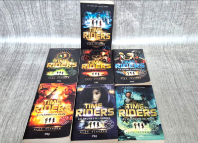 Lot 7 livres Time Riders intégrale tomes 1 à 7 Alex Scarrow jeunesse aventure ra