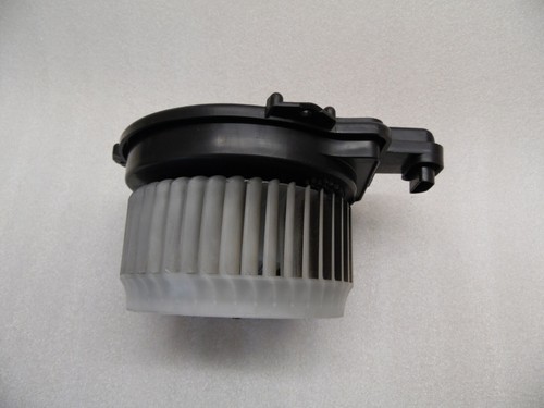 Toyota Prius C IV Gebläsemotor Motor Heizungsgebläse Heating Fan 87103-52210 - Picture 4 of 6