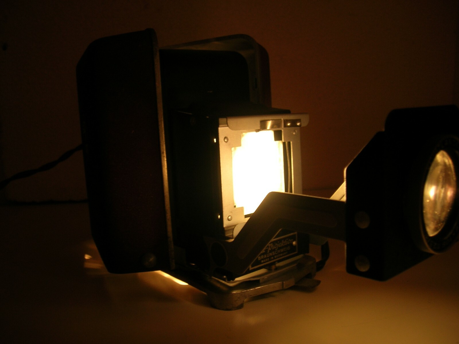 Foto 3 di 8