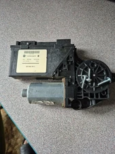 Volkswagen Touareg Cayenne 3.2L REAR RIGHT POWER WINDOW MOTOR 7L0 959 794 A