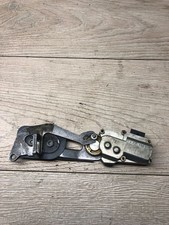 Mercedes-Benz CLS C219 2007 Zuziehhilfe Heckklappe Kofferraumdeckel A2117500184