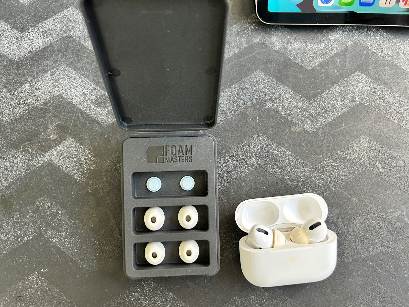 Apple AirPods Pro 1st Generation - 2 pairs Unused Memory Foam Tips