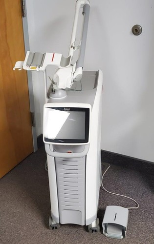 '20 Fotona Lightwalker AT S Model M021-5AF/1 S Er:YAG & Nd:YAG Laser Dental Derm