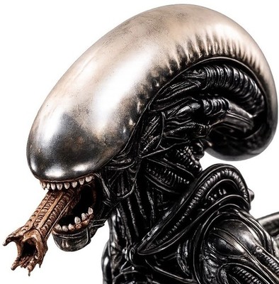 NECA Alien Xenomorph Head Knocker Hand Painted Resin Bobblehead New In Box