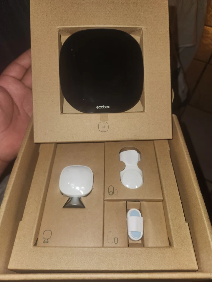 Ecobee3 Lite Smart Thermostat w/ Whole Home Sensors  (EB-STATE3LTVP2-01) - Image 3 of 4