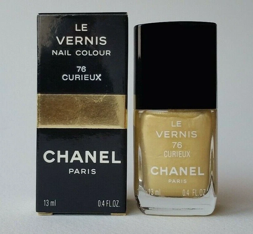 CHANEL Le Vernis Nail Polish 76 CURIEUX