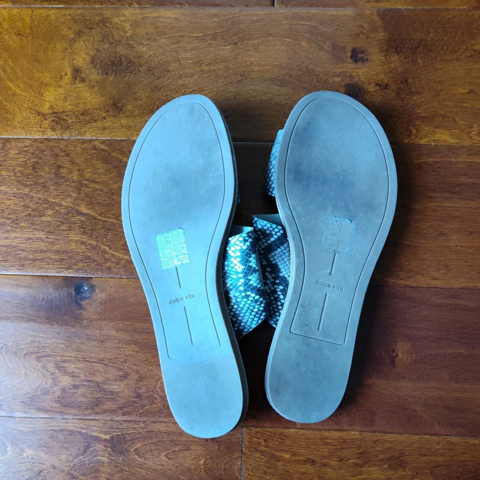 Dolce Vita Sandals Womens Size 9.5M Gray Derby snake skin slip On Flat Shoes - Image 4 of 4