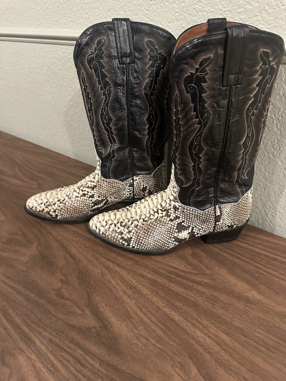 Vintage Dan Post Men's 10 EW Python Snakeskin Wes… - image 1