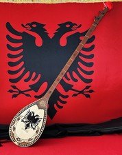 Qifteli Albanisches Musikinstrument
