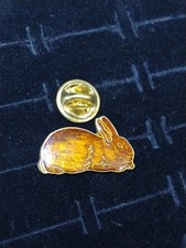 VINTAGE Rabbit Pin Enamel Lapel Hat PIN Brown 1" Tie Lunchbox Lanyard Cute