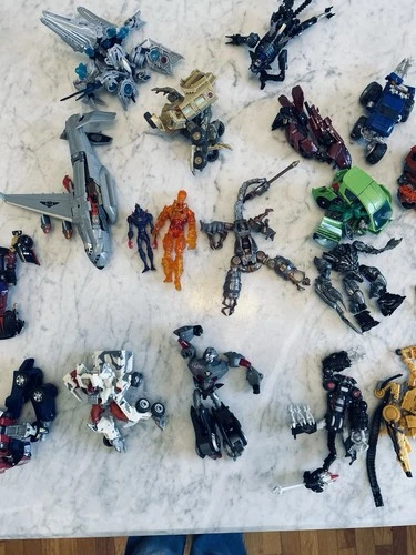 Lot Of 18 Transformers For Parts Pieces Figures Weapons Has to Some Vintage
