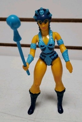 1983 Masters of the Universe MOTU: Evil-Lyn Action Figure - Complete w/Staff