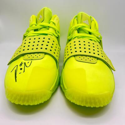 Damian Lillard signed Adidas Player Exclusive Shoes Dame 8 EXTPLY