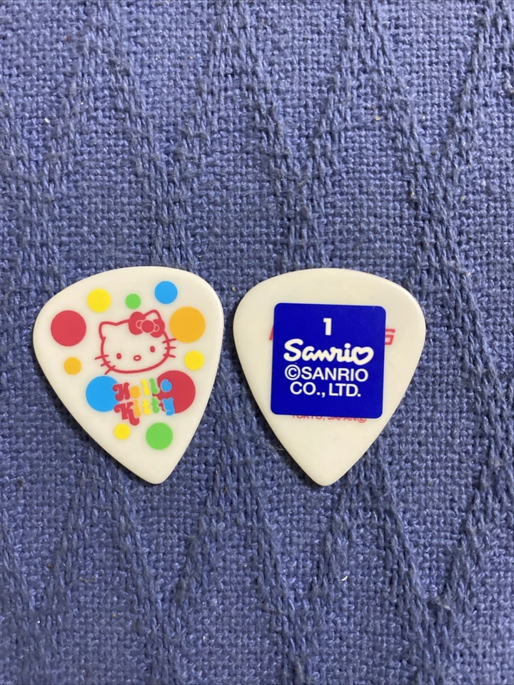 FERNANDES P-100HK Hello Kitty Sanrio Guitarra Pick Blanco/Rosa Envío Gratis Japón 2 Piezas Foto 2 de 2