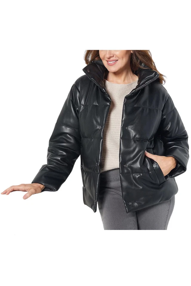 Chaqueta acolchada Dennis Basso de cuero sintético negra