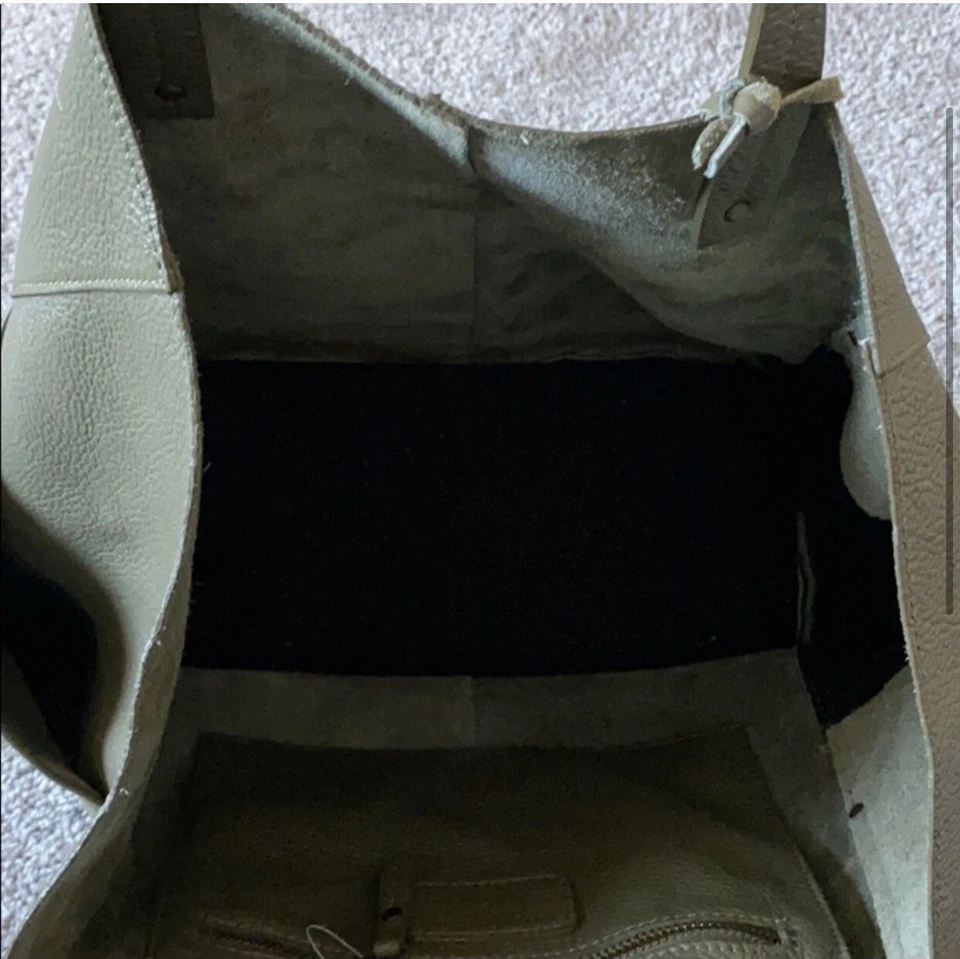 Bolso de Mano American Eagle Cuero Guijarro Suave Genuino Verde Usado Foto 2 de 2