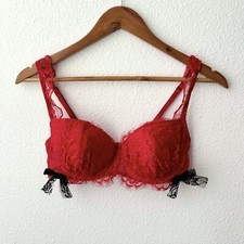 Vintage 2000  s Frederick  s Of Hollywood Red  Black Eyelash Lace Lingerie Bra M