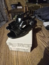 Vtg. NOS 1984 Naturalizer Black Slingback Sandals Peep Toe Cut-Out Heels Size