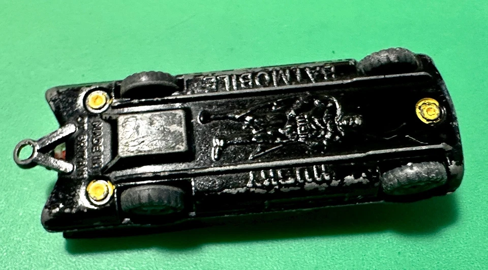 Husky Batmobile & Bat Boat w/Trailer, Batman & Robin, ca. 1966 - Image 2 of 4