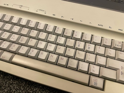 Retro Brother AX-100 Electric Typewriter Good Condition Pat Tested and Print - Picture 5 of 20