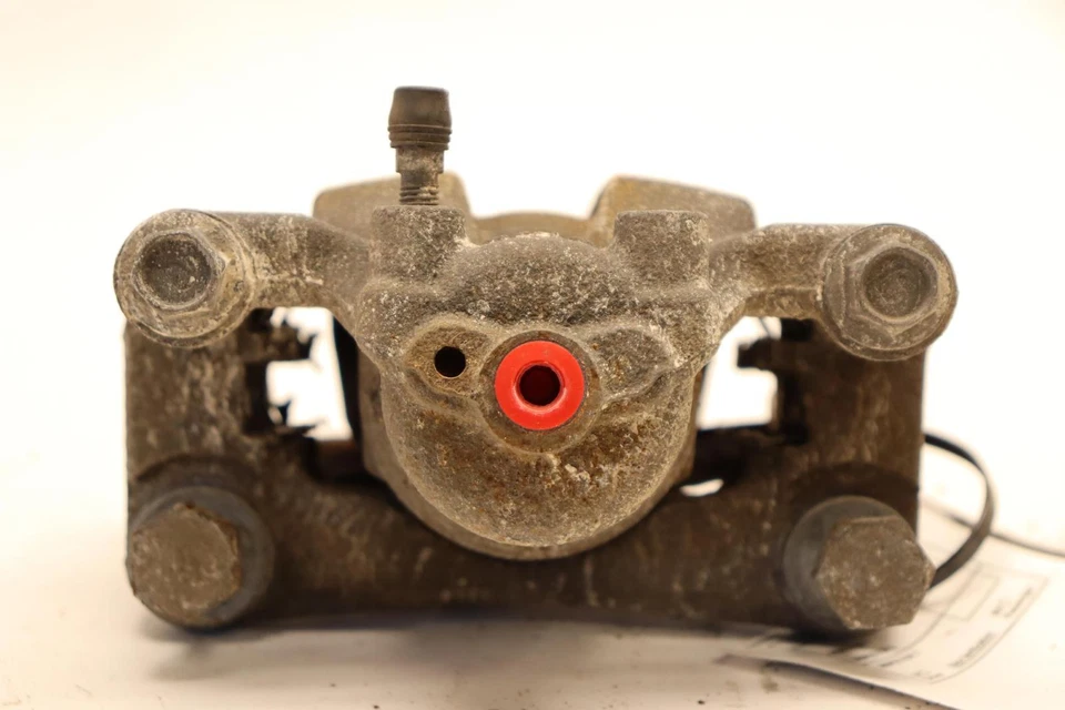 2009-2020 NISSAN 370Z ОСНОВАНИЕ ЗАДНИЙ ЛЕВЫЙ БОКОВОЙ ТОРМОЗ СУППОРТ OEM - Изображение 3 из 4