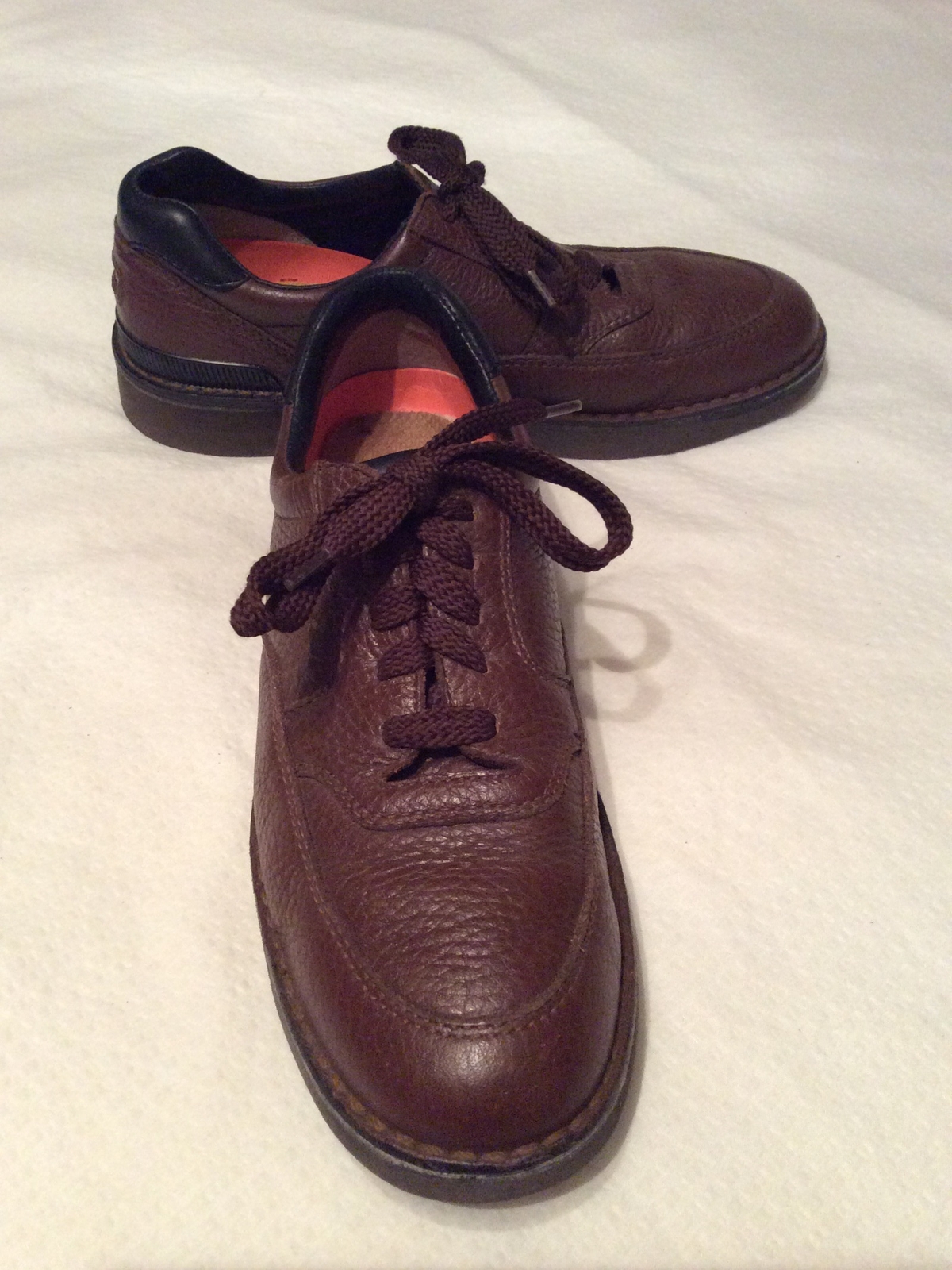 CABELA’S Mens Brown Leather LaceUp Walking Shoe Loafers Vibram Sole