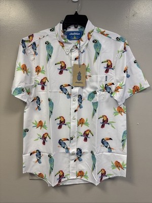 NWT Chubbies The Dude Where s Macaw Short Sleeve Full Button Down Shirt Large