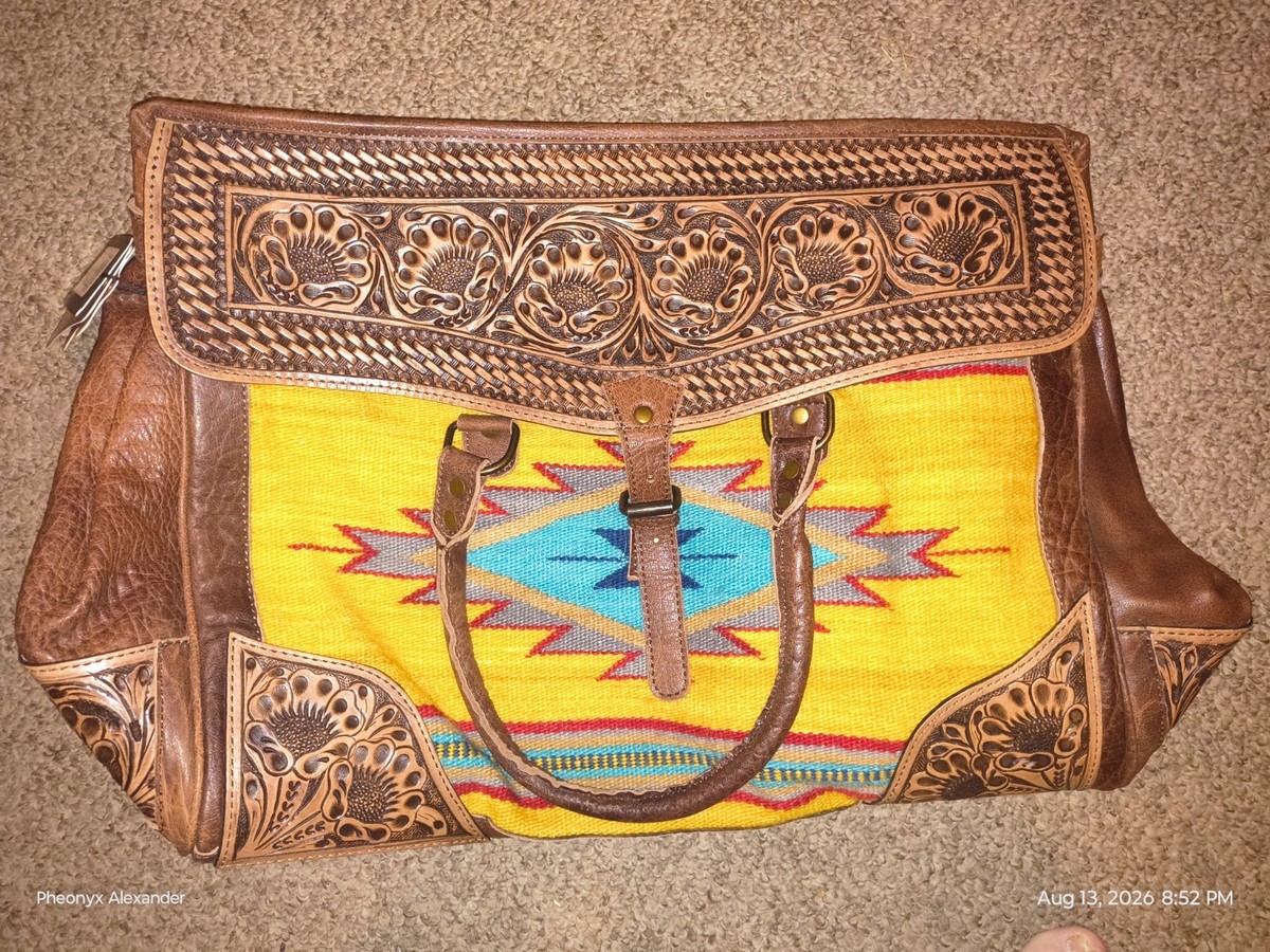 Western American Darling Duffel Bag Hand Tooled Genuine Leather Rodeo VERY NICE