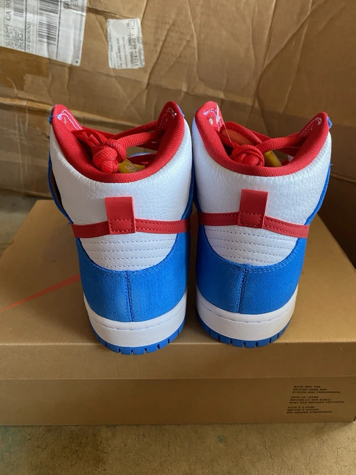Nike Dunk SB High Doraemon Talla 10.5 Nuevo Con Caja Sin Stock Foto 4 de 4