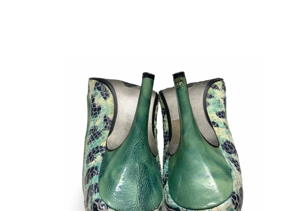 NAUGHTY MONKEY Snake Print Size 8.5 Leather High Heels Chain Belt Peep Toe - Image 3 of 4