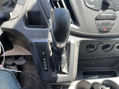 TRANSIT25 2017 Transmission Shift 249365