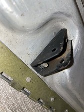 35739-003 Piper PA-28R-201 / PA-28RT Nose Gear Door Assembly RH 35739-003 Piper PA-28R-201 / PA-28RT Nose Gear Door Assembly RH