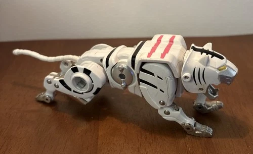 Vintage Power Rangers Wild Force Deluxe Megazord White Tiger Zord Figure