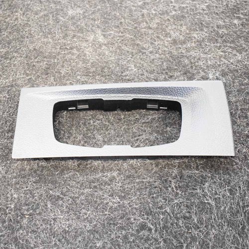 BMW 2 F22 1.5i 100kW Scheinwerfer-Steuerschalter Surround Frame 9211306 2016