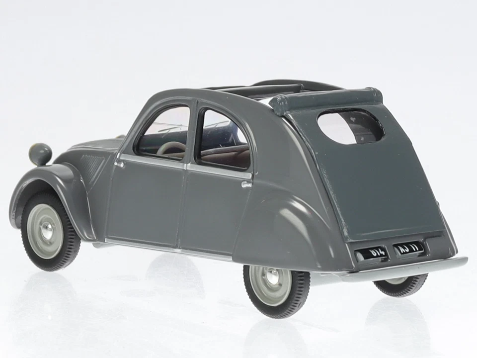 Citroen 2CV AZ Ente 1954 grey diecast model car Nostalgie 1/43 - Image 3 of 4